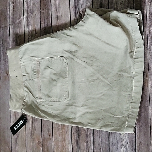 Briggs light tan lightweight shorts with 7.25" inseam NWT - Picture 5 of 12